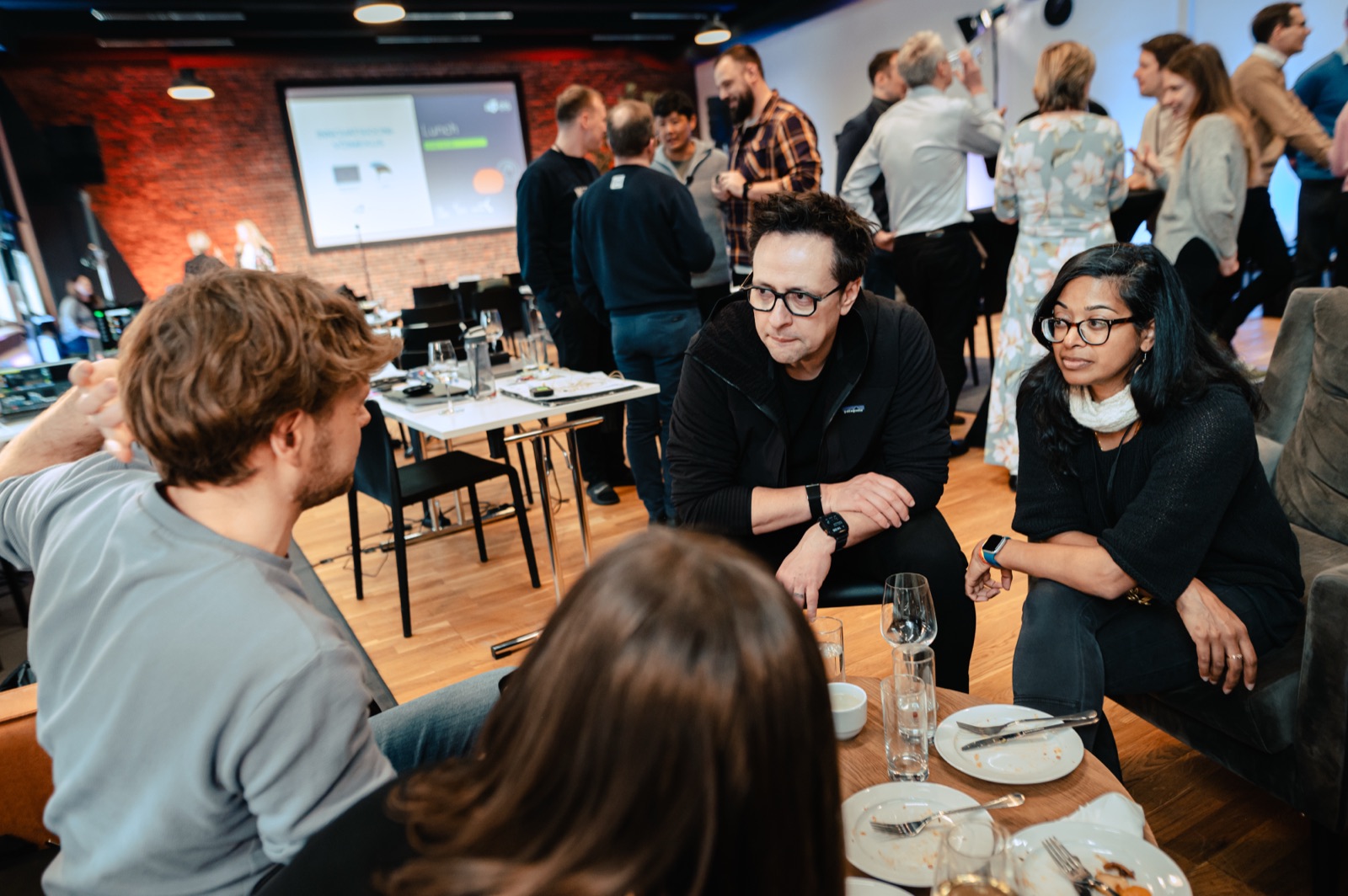 Deep-tech teams working through Disciplined Entrepreneurship at the Enterprise Estonia bootcamp in Tallinn, February 2026.